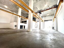 Loyang Crescent (D17), Factory #595633501